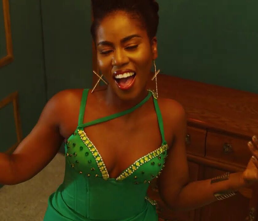 MzVee