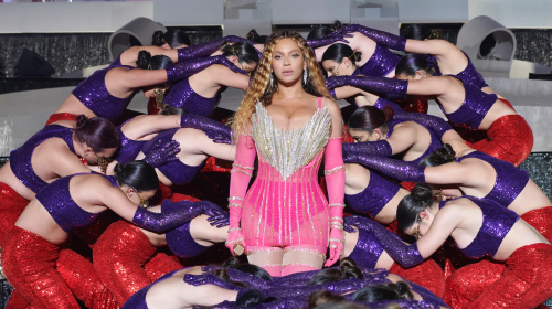 Beyoncé Gives First Performance Since 2020 At Atlantis The Royal Dubai Hotel Opening