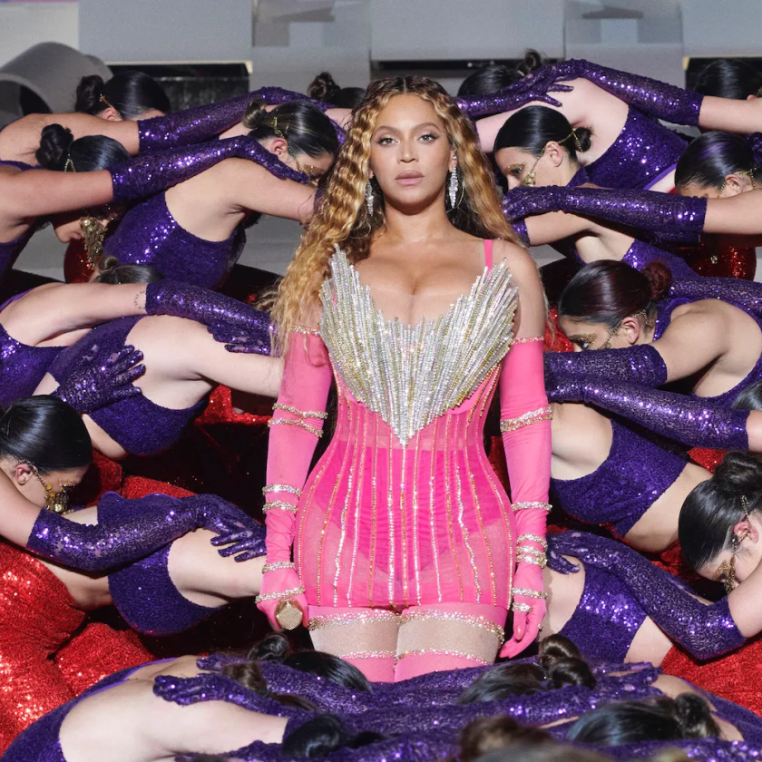 Beyoncé Gives First Performance Since 2020 At Atlantis The Royal Dubai Hotel Opening