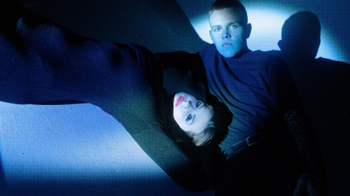 Lucky Iris Returns with Captivating Alt-Pop Single 'Blowing Kisses'