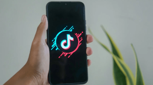 TikTok Faces Music Removals: Insights into UMPG Impact and Industry Dynamics