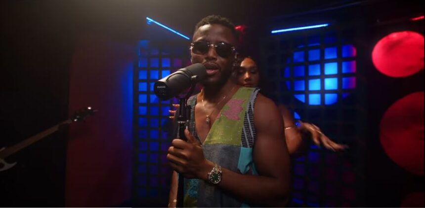 Chike Mma (Beauty) [Live Performance]