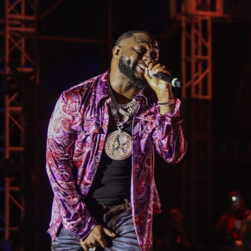 Watch Davido’s Sold-Out Show in Boston Davido's Boston concert performance