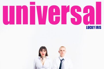 LUCKY IRIS Universal