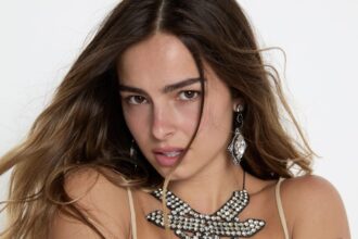 Addison Rae DIET PEPSI