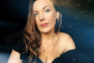 Ellen Arthur Blyth Young Ones