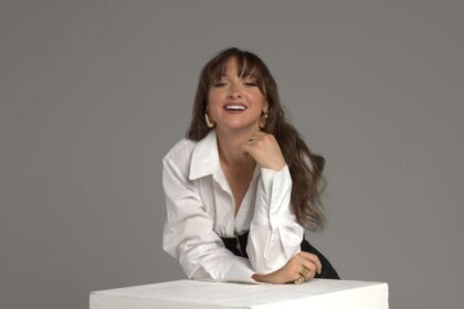 Sydnie Christmas Starlight Express (Official Music Video)