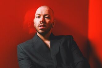 Frria Shy Boy Change