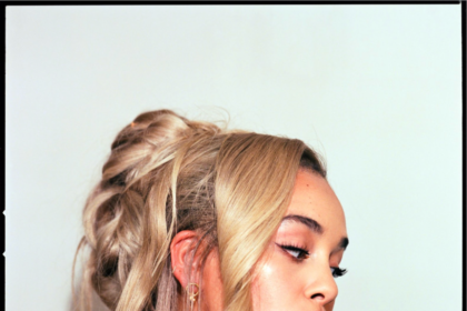 Jorja Smith Announces Deluxe Edition of Falling or Flying