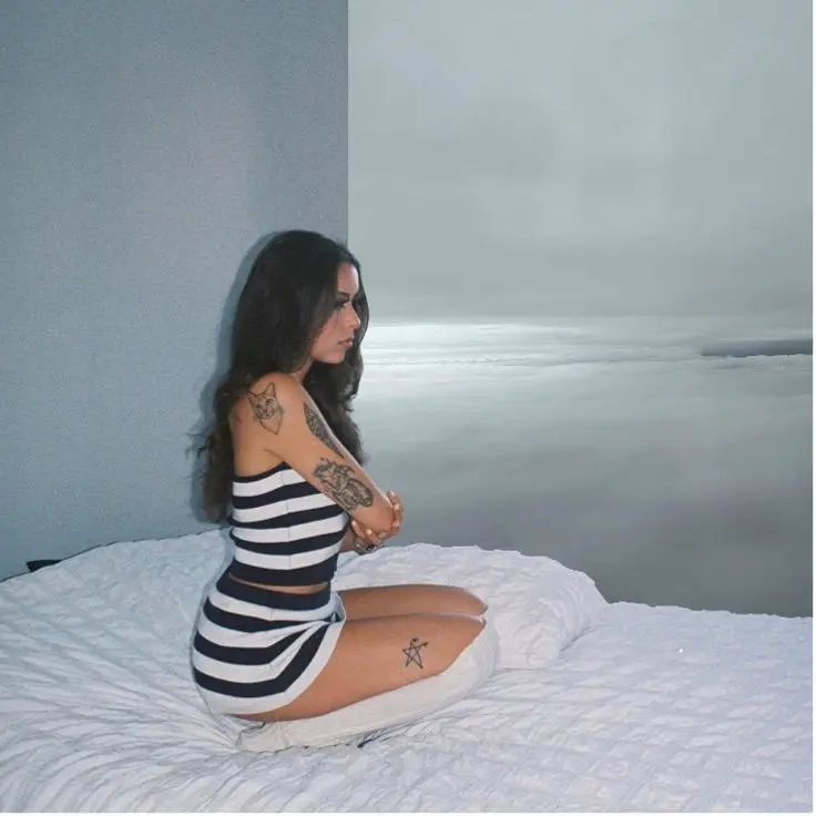 Lexa Gates Elite Vessel