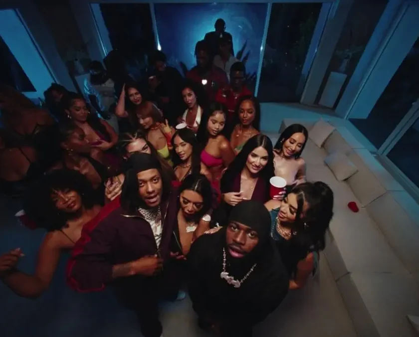Skilla Baby – So Bad Feat 4batz (Official Video) Skilla Baby So Bad Feat 4batz (Official Video)
