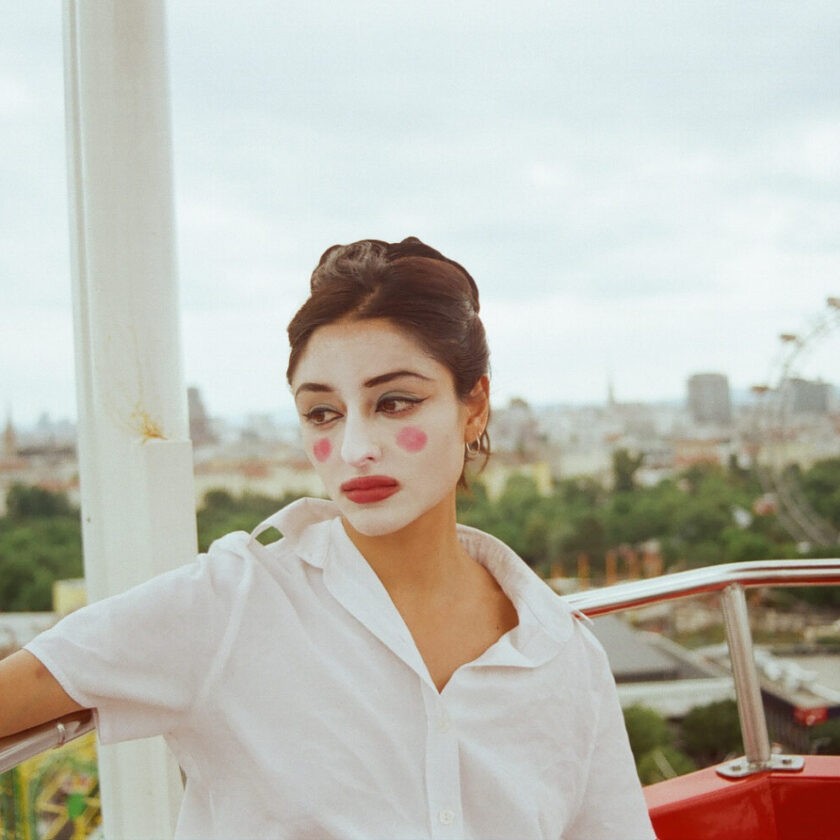 Sofie Royer Releases New Single “Indoor Sport” Sofie Royer Shares New Single Indoor Sport