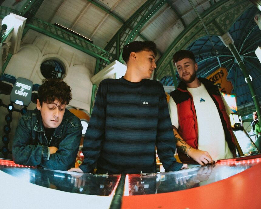 Bacci Pouch Normal People