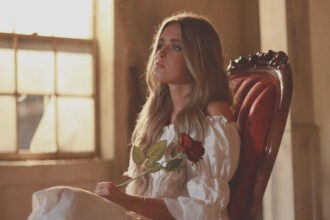 Dariann Leigh Love Me Let Me