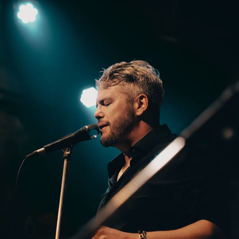 Exclusive Interview with Chris Weaver Band