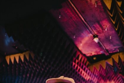 Quinny Up the Dollar (Official Video)