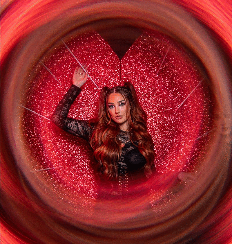 Jenna Devries Channels Her '90S Country Fantasy In New Single "Someone's Gotta Give" 52 image