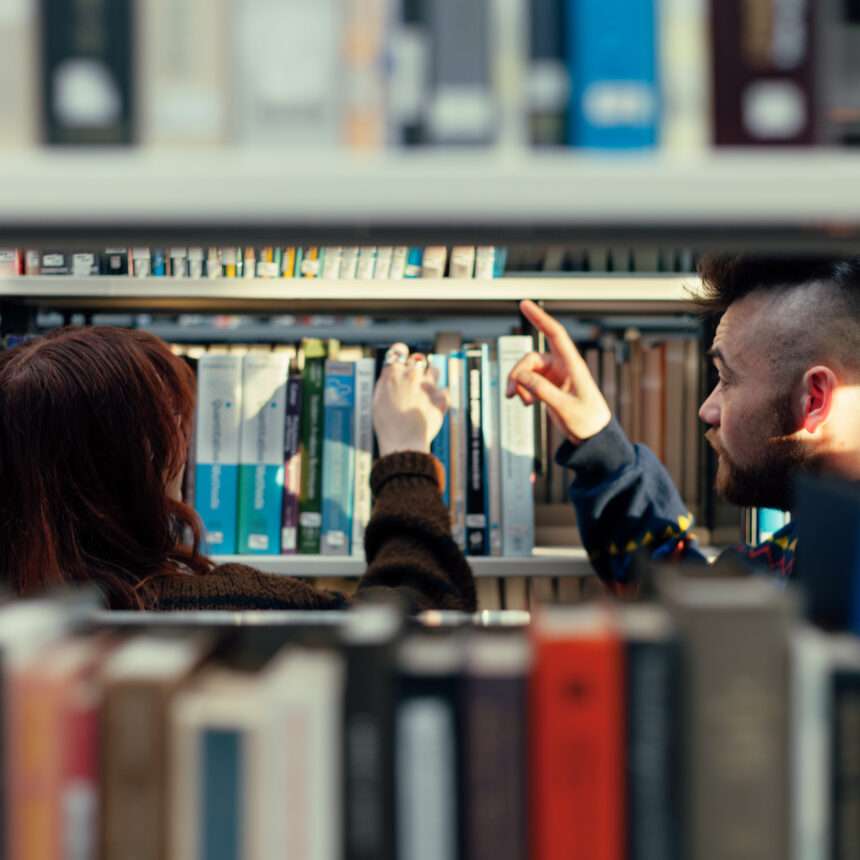 Fraser Morgan The Girl In The Library