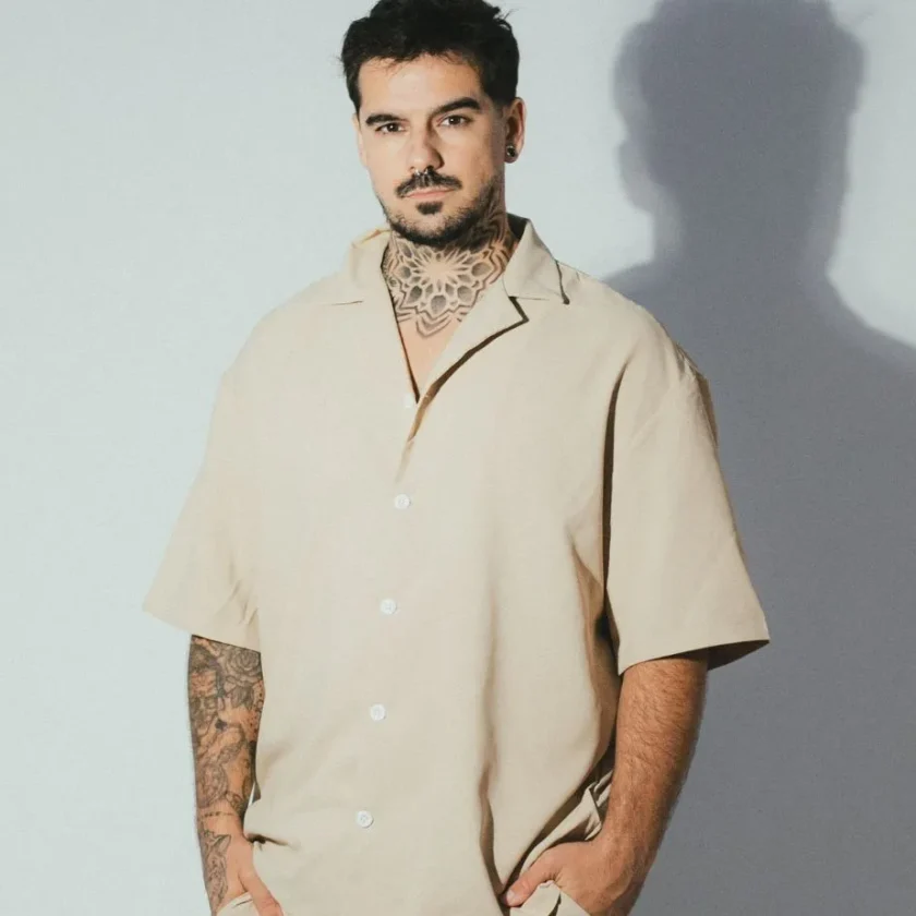 Mario Baro Returns with “Amores,” 52 Mario Baro - Amores