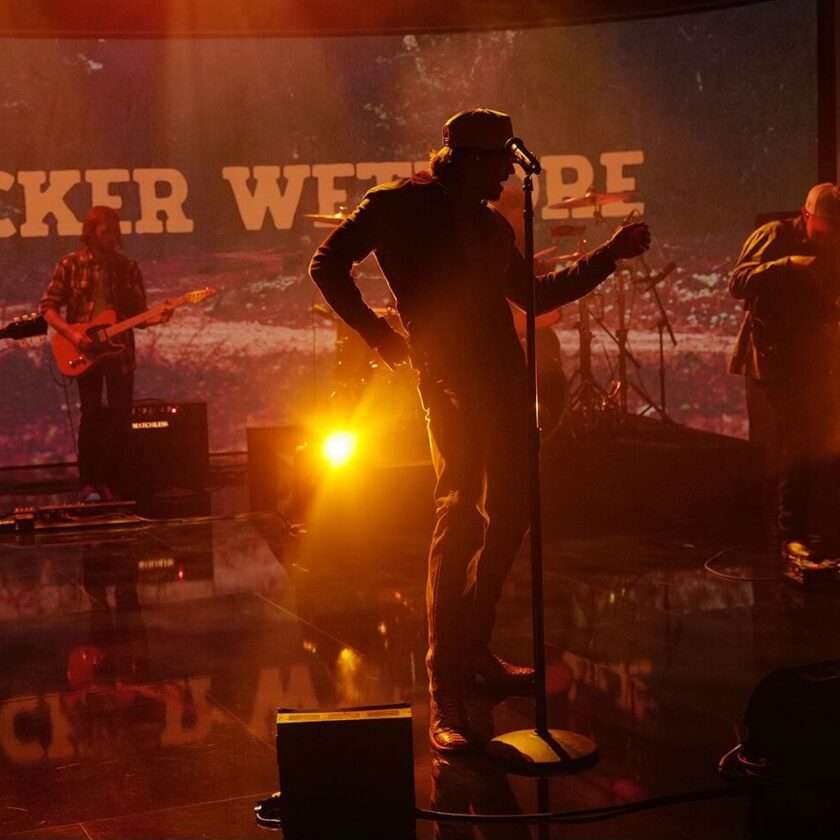 Tucker Wetmore Performs “Bad Luck Looks Good On Me” On Late Night Debut On 'Jimmy Kimmel Live!' 52 Tucker Wetmore Performs On Jimmy Kimmel Live