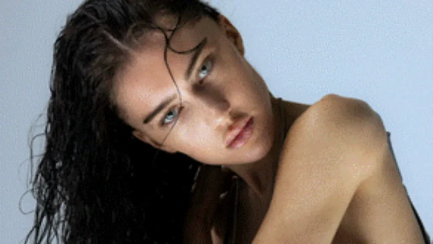 Claudia Valentina I luv that babe