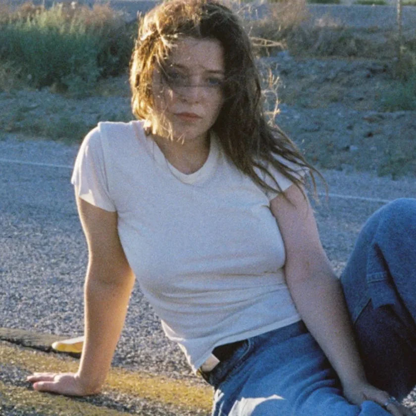 Jade Bird Confronts Heartache and Denial on New Single “Nobody” 52 Jade Bird - Nobody