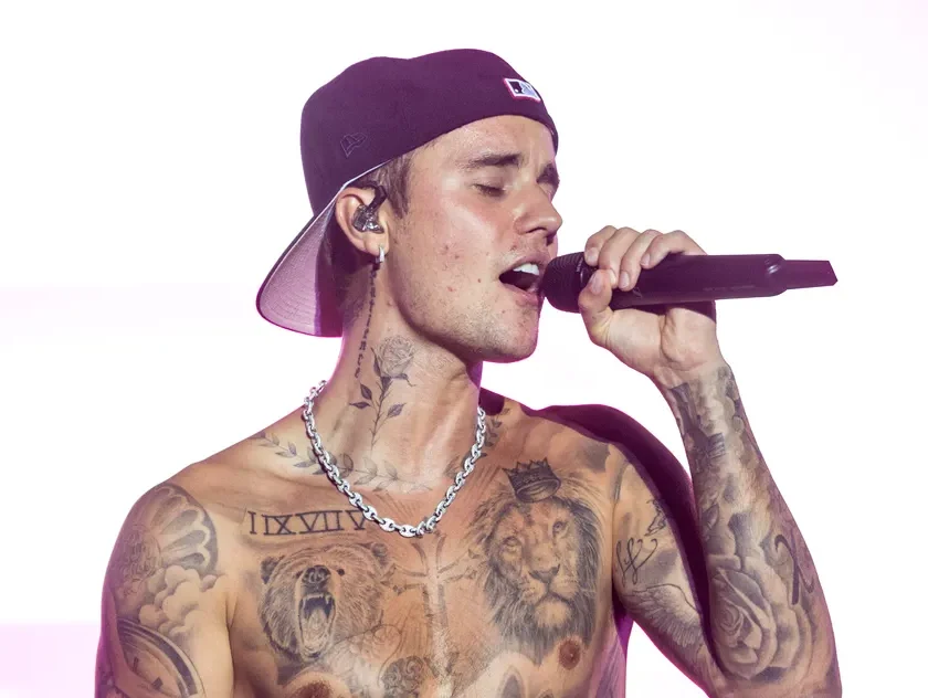 Justin Bieber Returns with New Album SWAG Justin Bieber SWAG