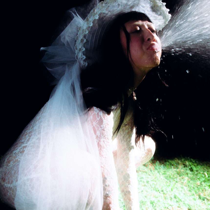 Meg Elsier Spittake (Deluxe)