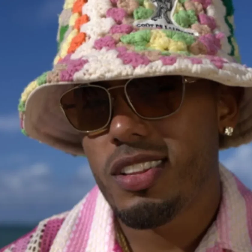 Myke Towers Drops Ambitious New Album Island Boyz 52 Myke Towers - Island Boyz