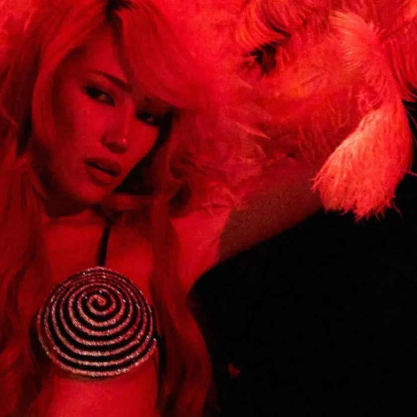 Kyra Machida – Handsy 52 Kyra Machida – Handsy