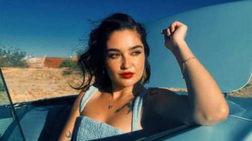 LLOREN Pretty Stranger (A Love Like This)