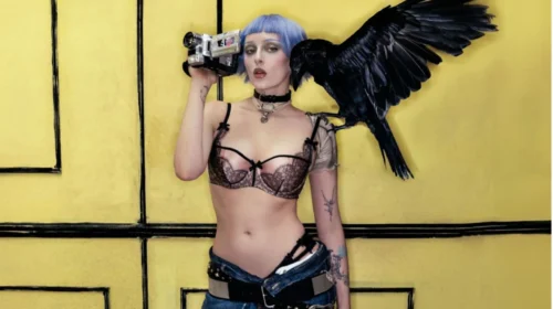 Ashnikko Sticky Fingers