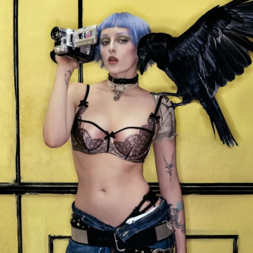 Ashnikko Drops Defiant New Single “Sticky Fingers” 52 Ashnikko Sticky Fingers