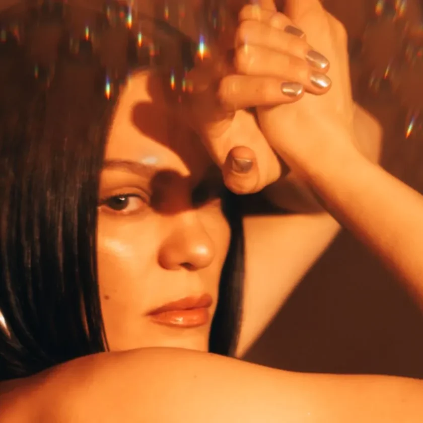 Jessie J Brings Heartfelt Optimism With “Believe in Magic” 52 Jessie J - Believe in Magic