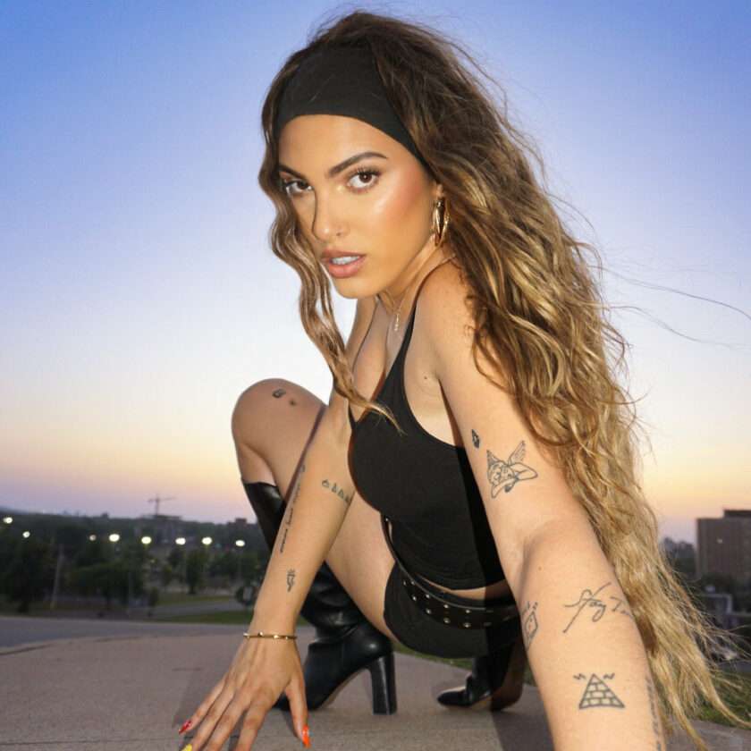 Maggie Andrew How To Sing For Money