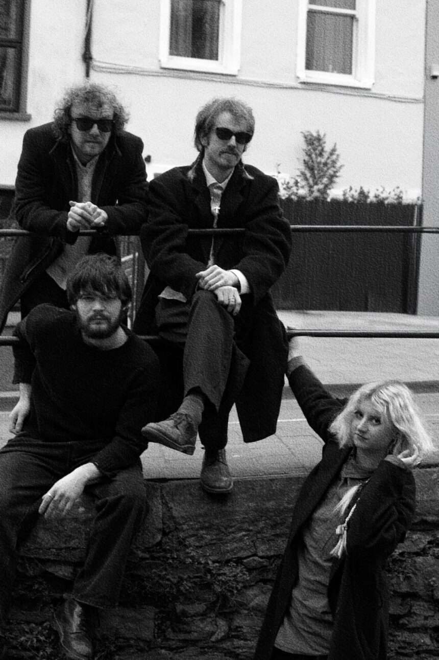 Pebbledash O The Wind