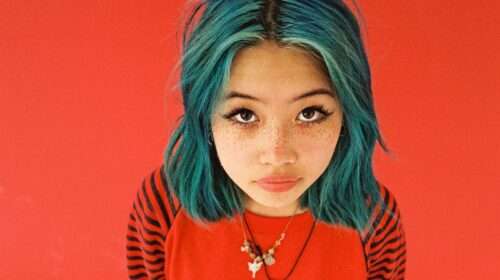 Indie artist beabadoobee