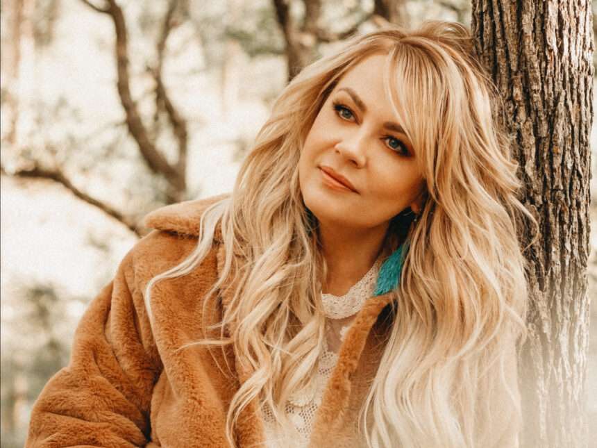 Shari Rowe - Family Gathering