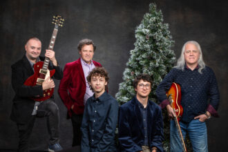 5 Neat Guys - Unwrap You At Christmas