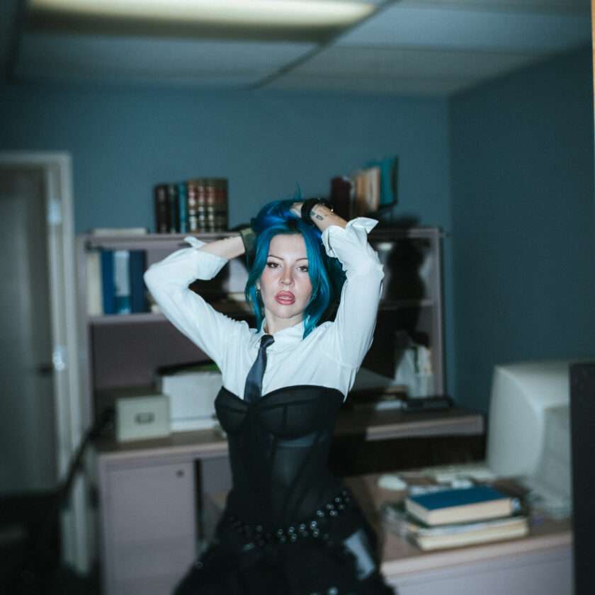 Charlotte Sands Unveils “None of My Business” Music Video | New Album ‘Satellite’ Charlotte Sands - None of My Business