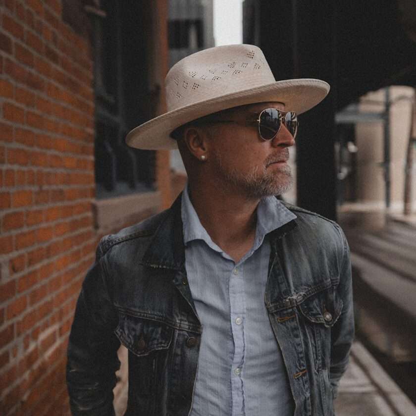 Billy Peake - Manic Waves