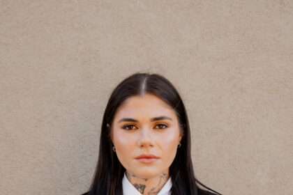 Chloe Star - Call You Back