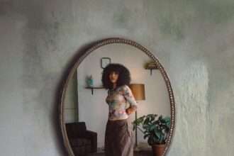 Jenevieve - CRYSALIS