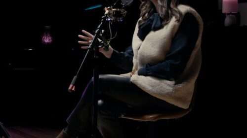 Lauren Minear - Bruise (made of glass version)