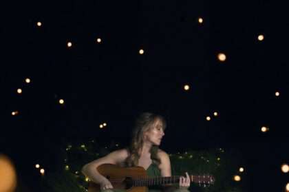 Scarlett Macfarlane - Fireflys