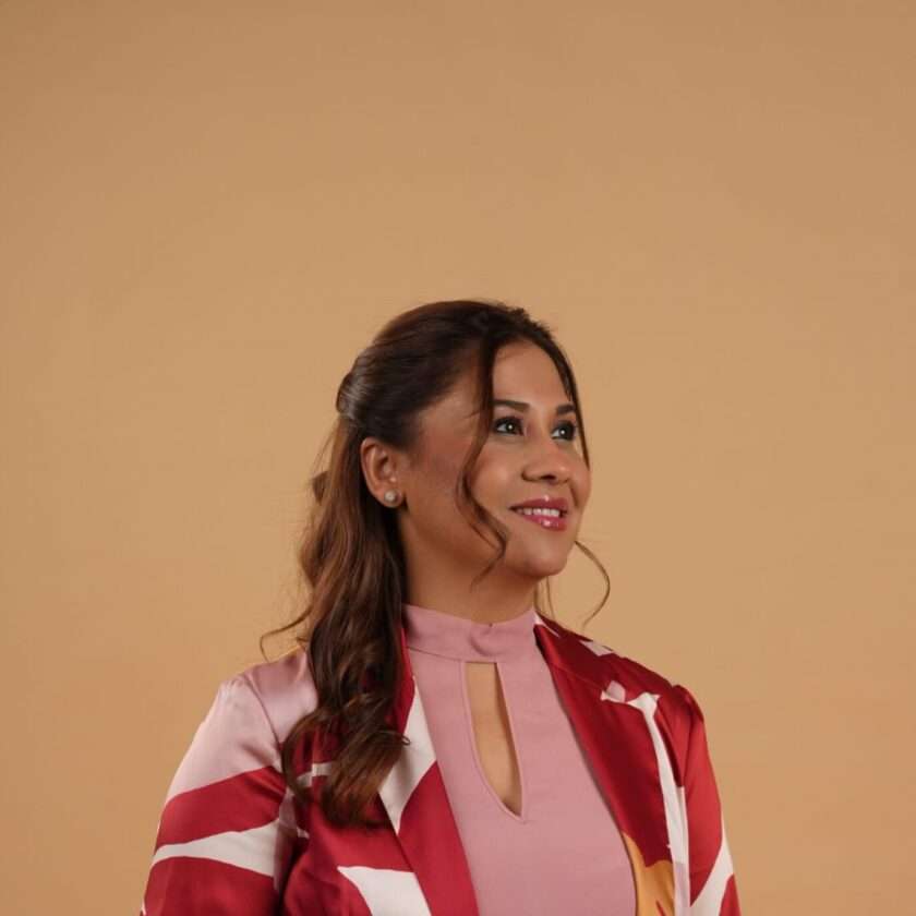 Seema Farswani Embraces Growth and Self-Discovery on New Single "Evolved" 52 Seema Farswani - Evolved