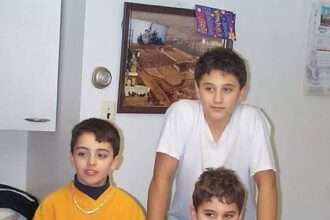Chris Pannella Holdin On