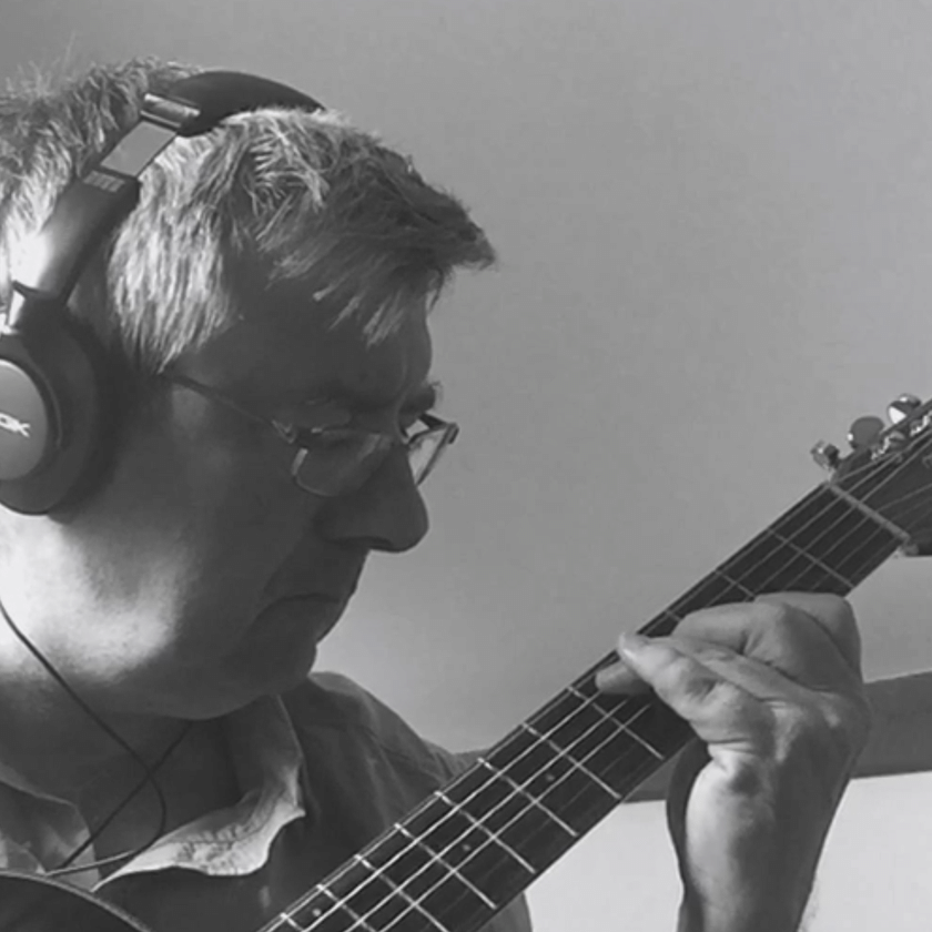 Martin Lloyd Howard Turns Guitar Resonance Into an Atmospheric Journey on “Surrey Bells” 1 image 46