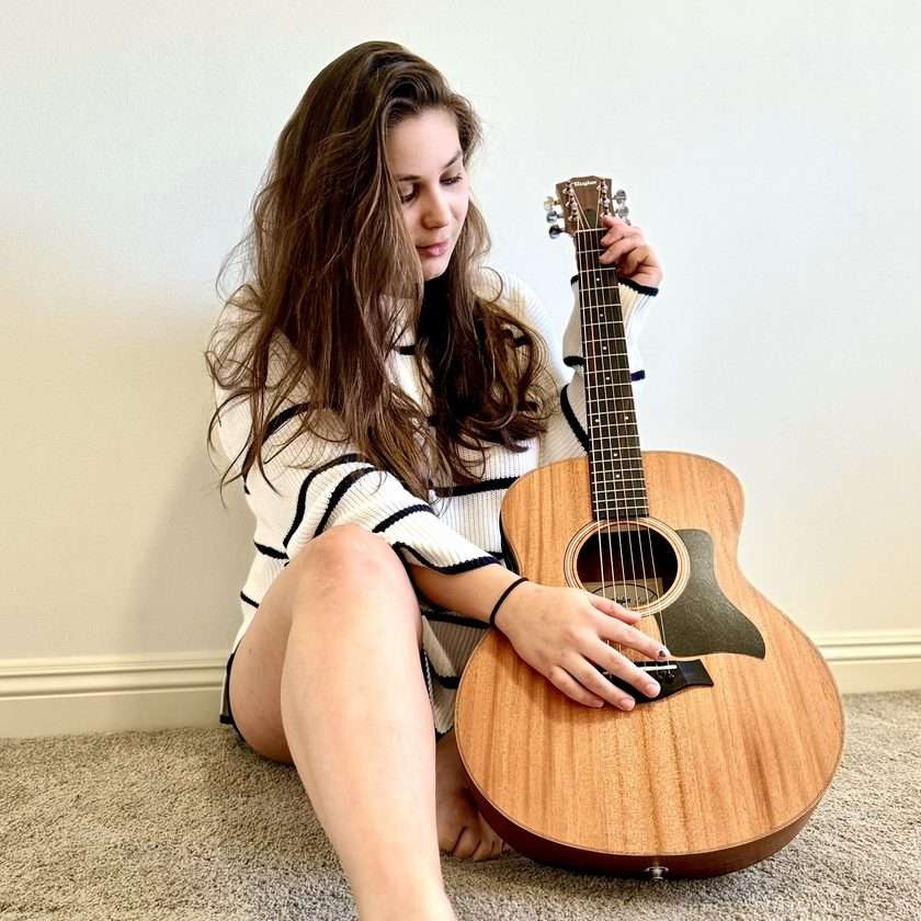 Erika Weber Releases New Album ‘Love It Or Lose It’, A Personal Take on Love, Self-Worth and Growing Up 1 Erika Weber - Love It Or Lose It